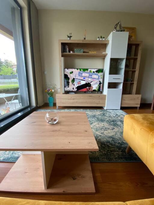Lovely And Quiet Flat Wmn15 With Terrace/Pool Варна Екстериор снимка